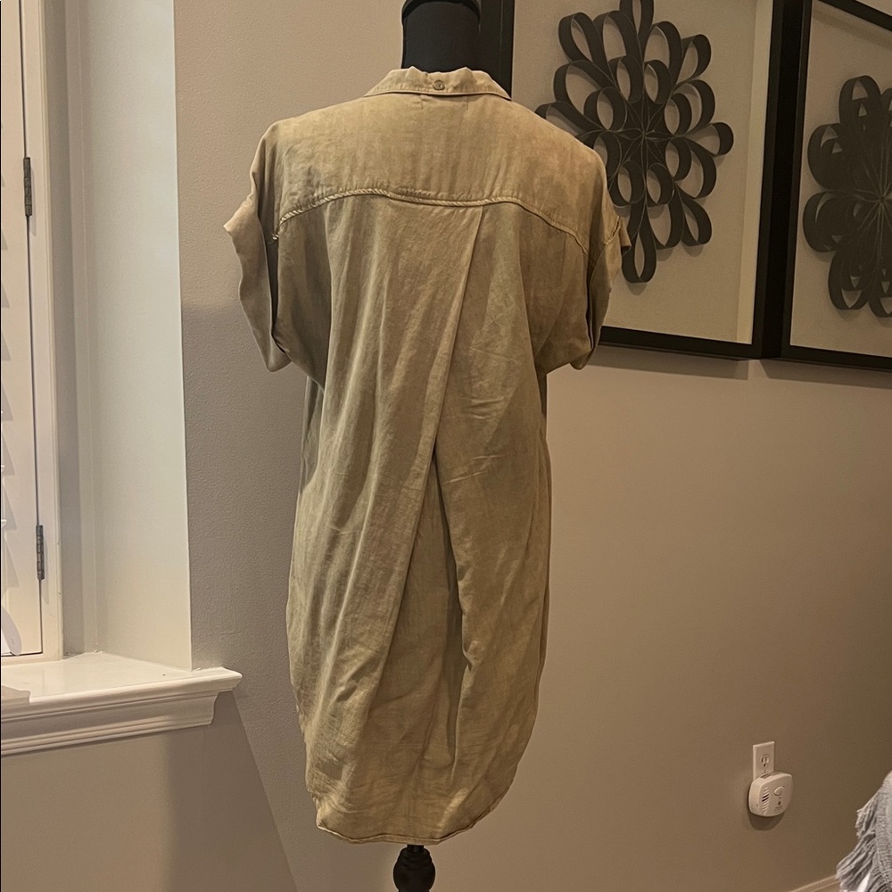 Cloth & Stone Button-Up Tunic Size Small - Picture 2 of 6